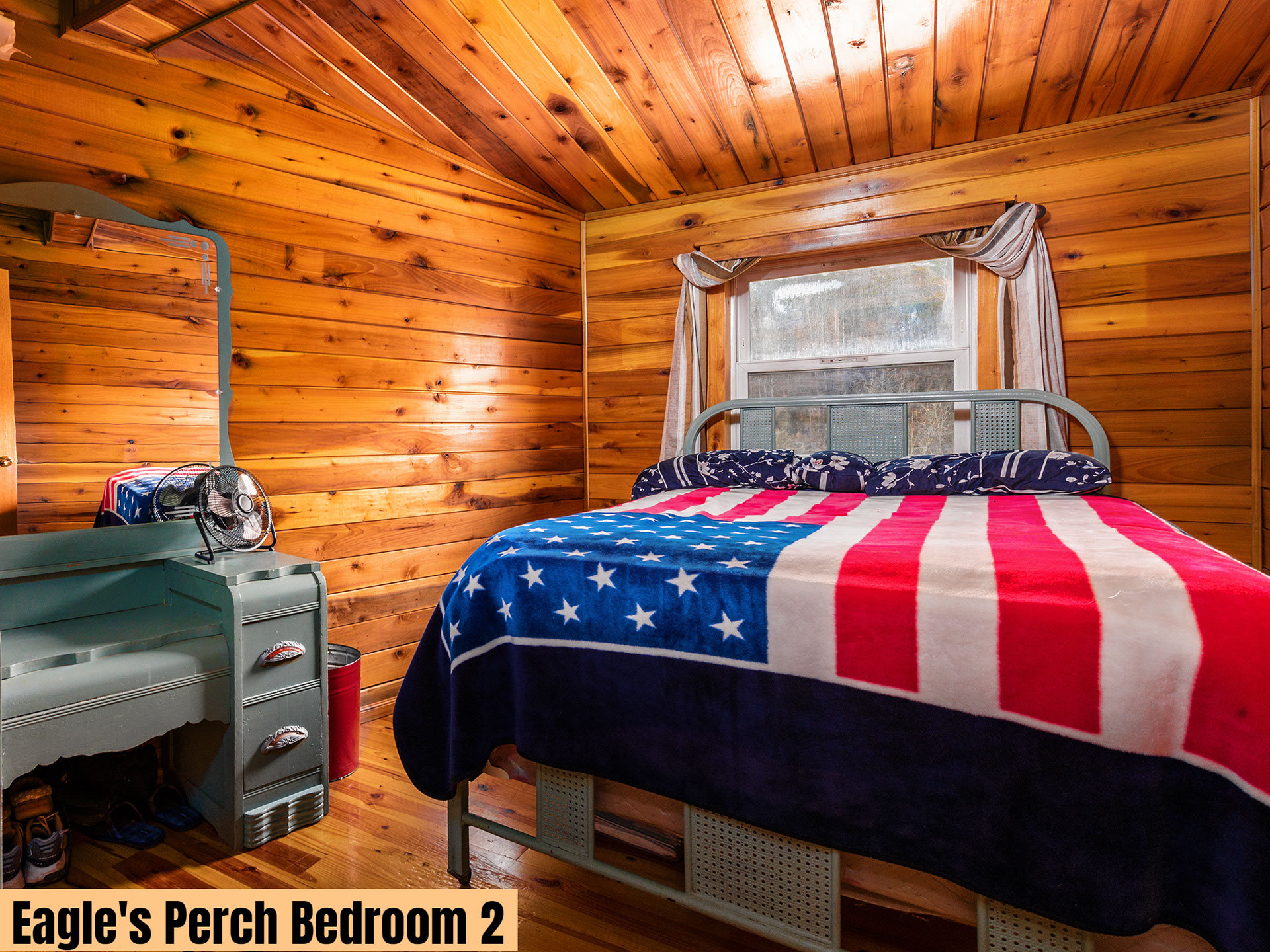 Statts Mills Campground and Cabins - Eagle's Perch Cabin