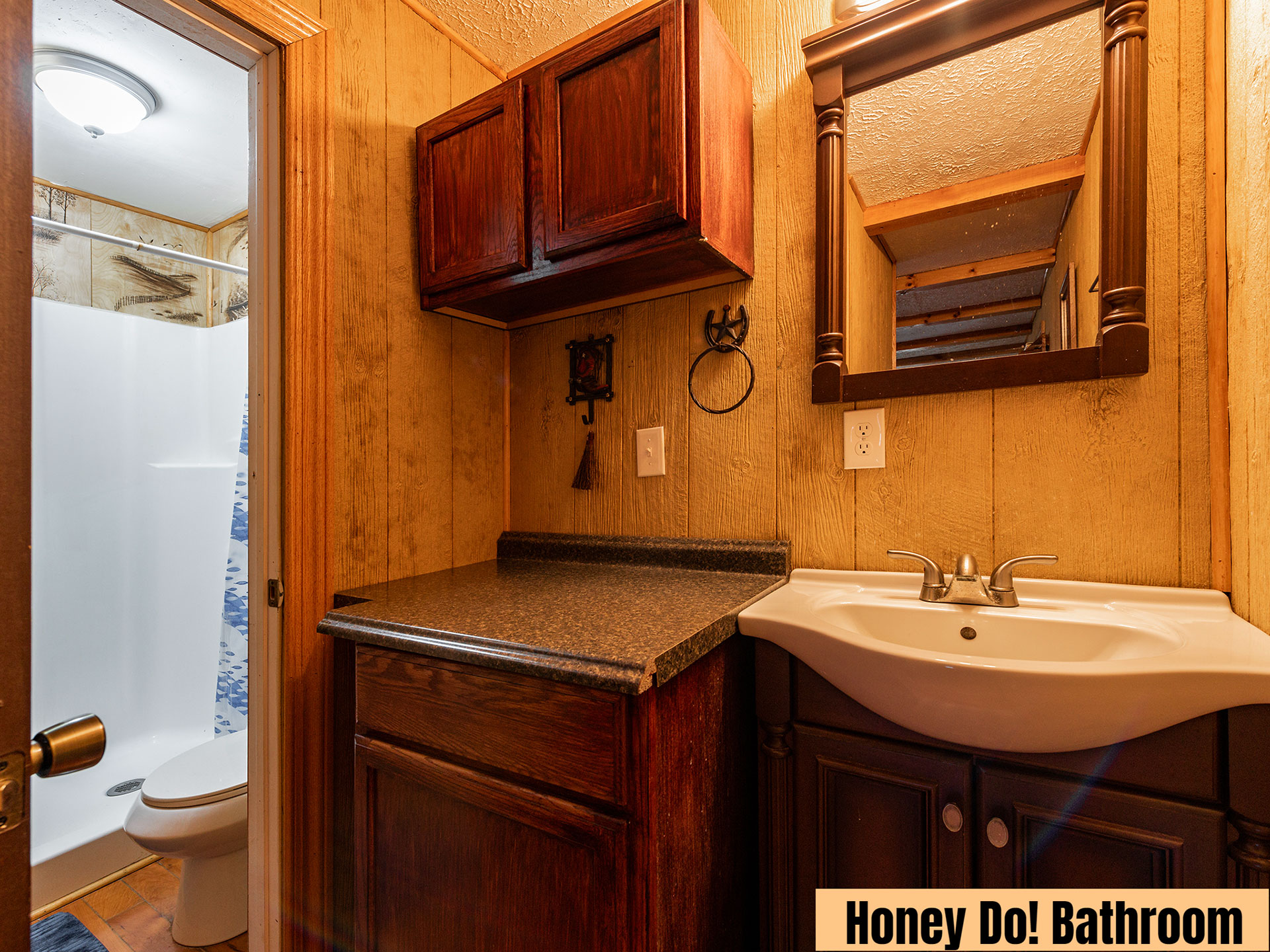 Statts Mills Campground and Cabins - Jon-Jon's Honey Do Cabin