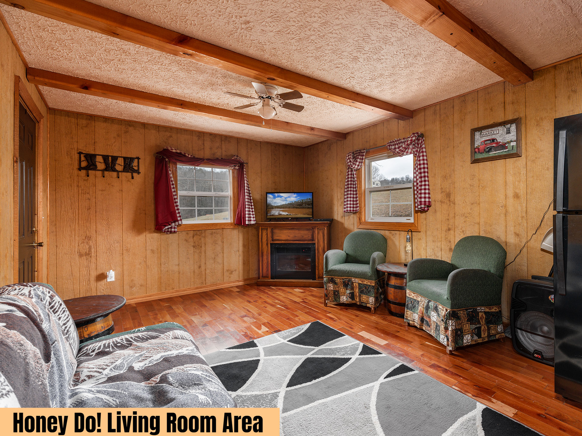 Statts Mills Campground and Cabins - Jon-Jon's Honey Do Cabin