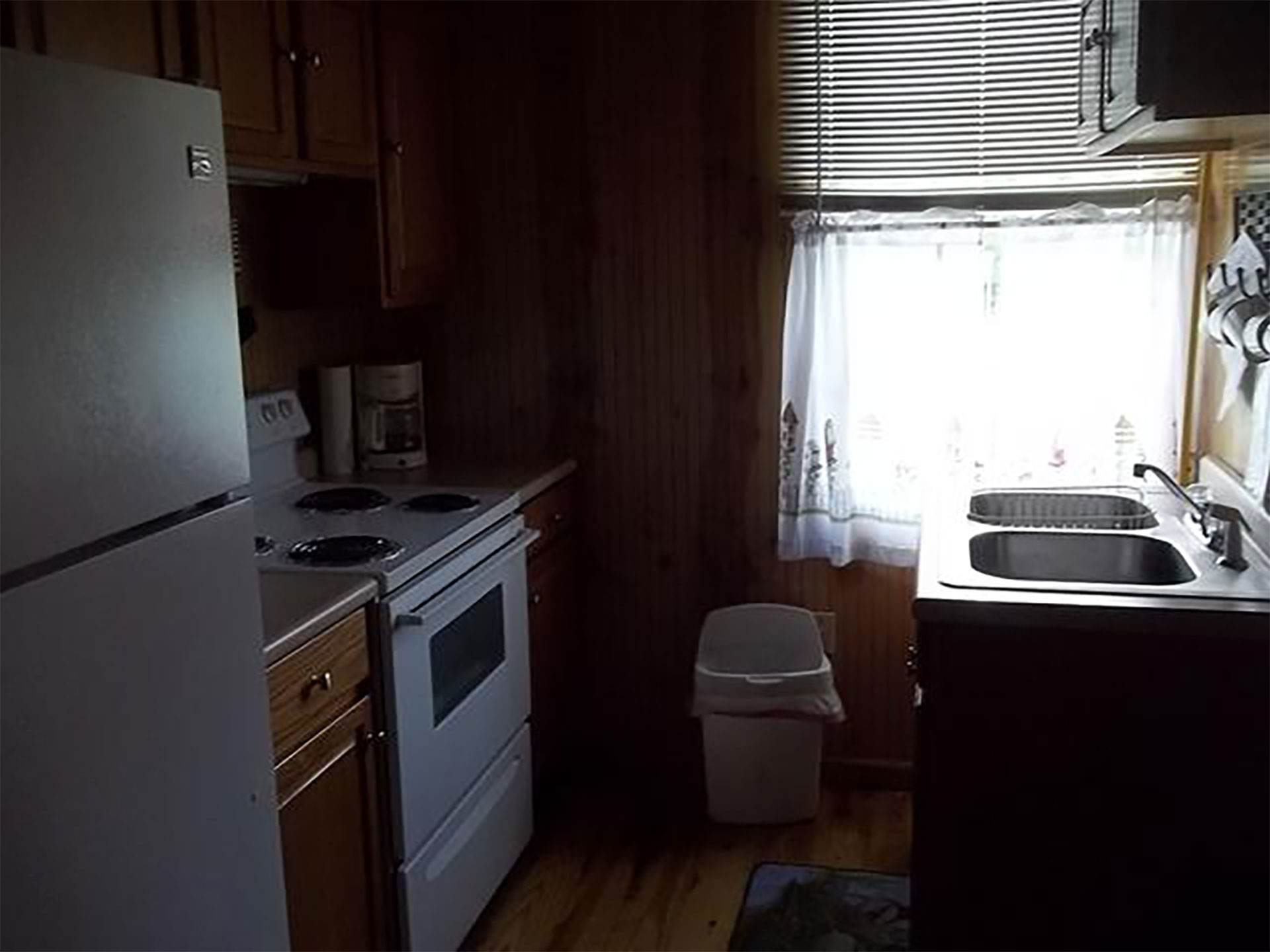 Statts Mills Campground and Cabins - Sunshine Cabin