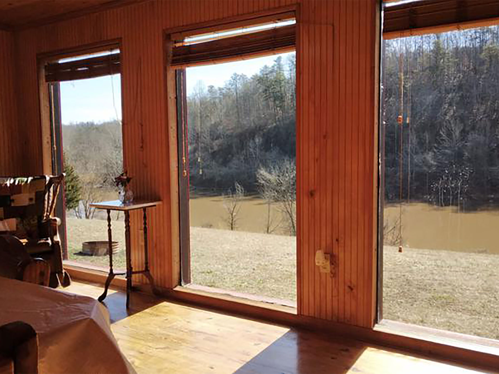 Statts Mills Campground and Cabins - Sunshine Cabin