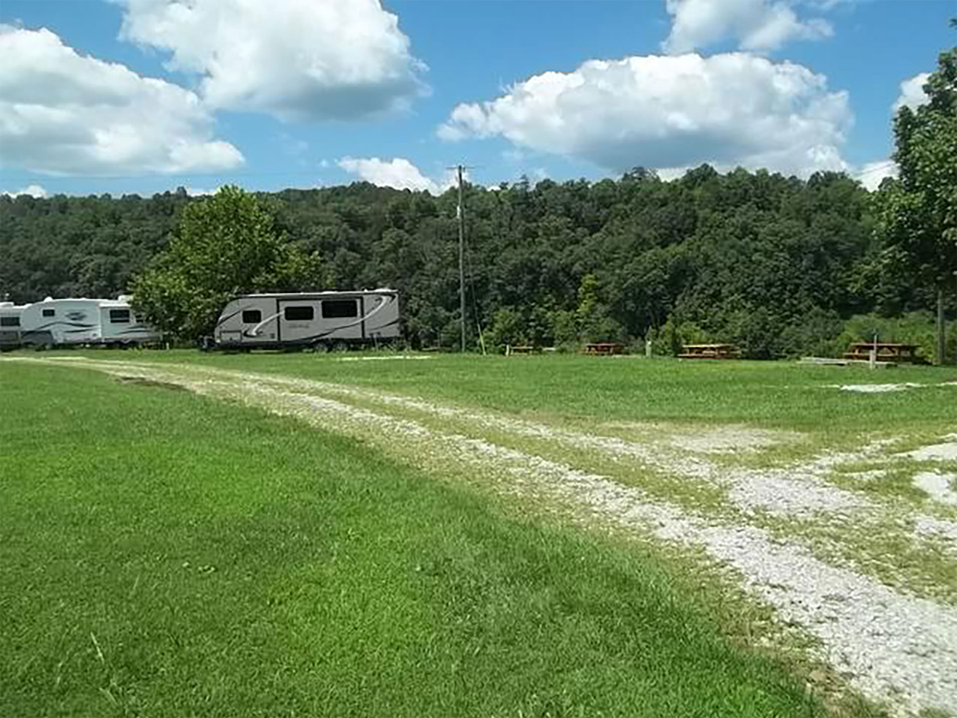 Statts Mills Campground and Cabins - Tent Sites and Camper Sites